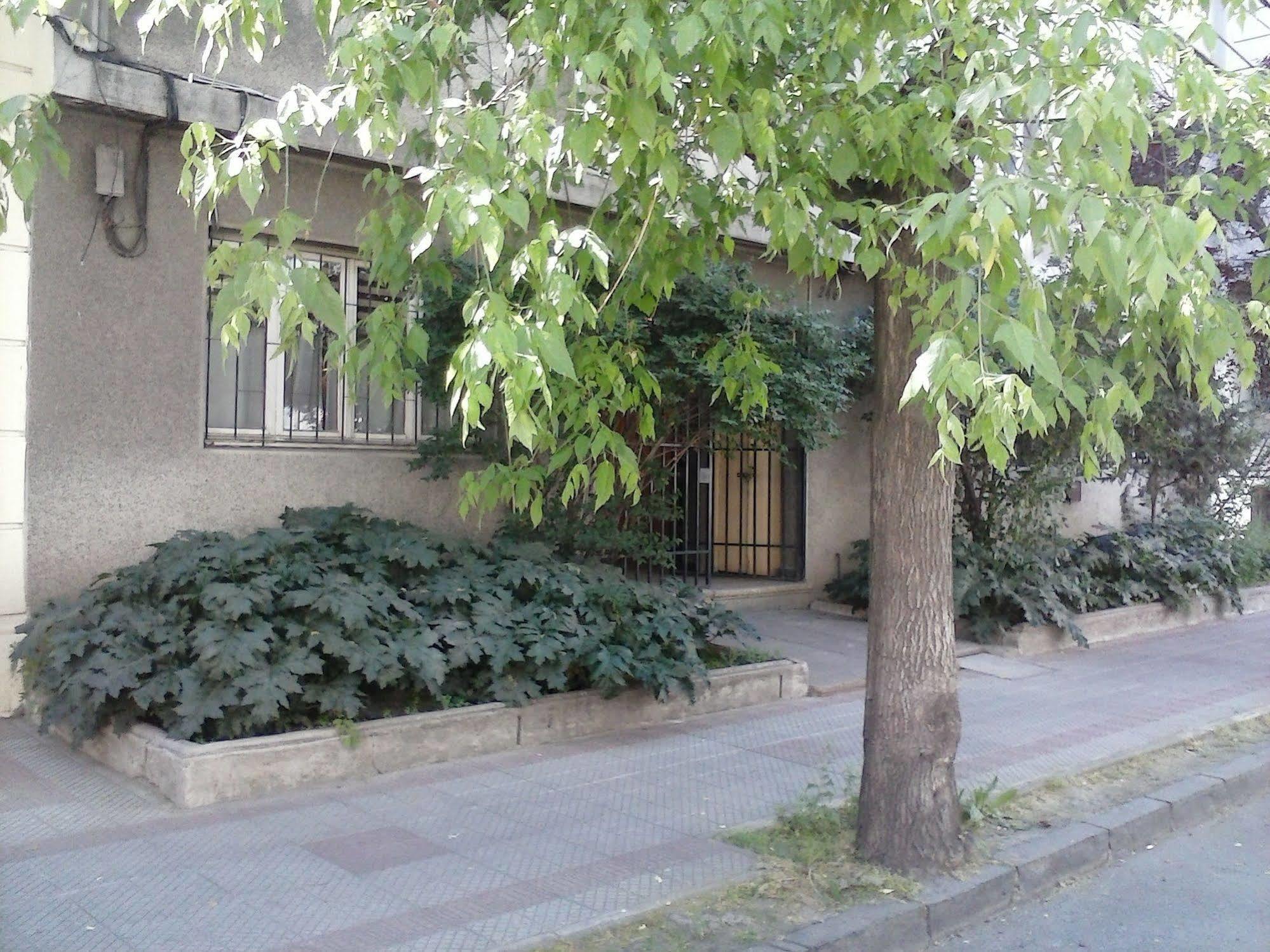 Marilu 'S Bed And Breakfast Hostel 산티아고 외부 사진