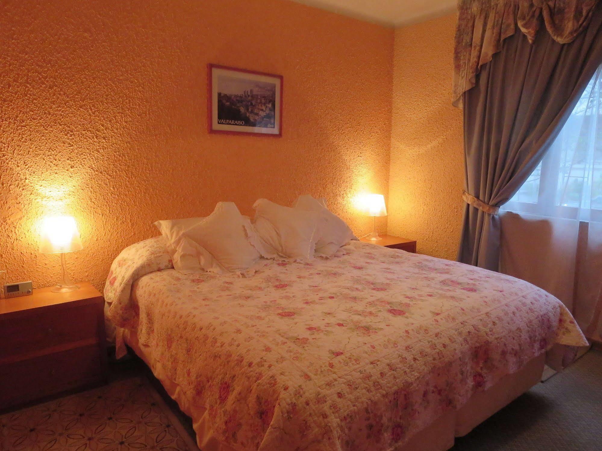 Marilu 'S Bed And Breakfast Hostel 산티아고 외부 사진